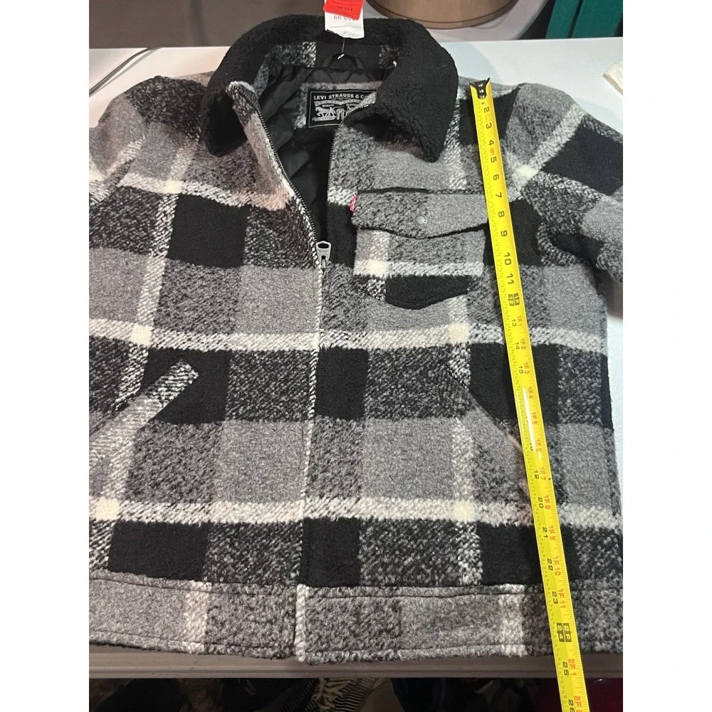 NWT Levis Men's‎ Plaid Heavy Quilt Lined Jacket Size Small Shacket Msrp $250 - Picture 6 of 10